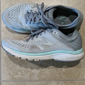 New Balance 860 v.10 women's running shoe  10.5